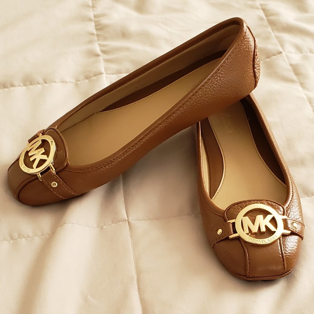 Michael Kors FULTON Moccasins flats size 6.5 M.